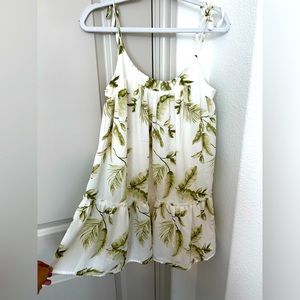 forever 21 mini dress- size small/ great conditions/ color: cream & green